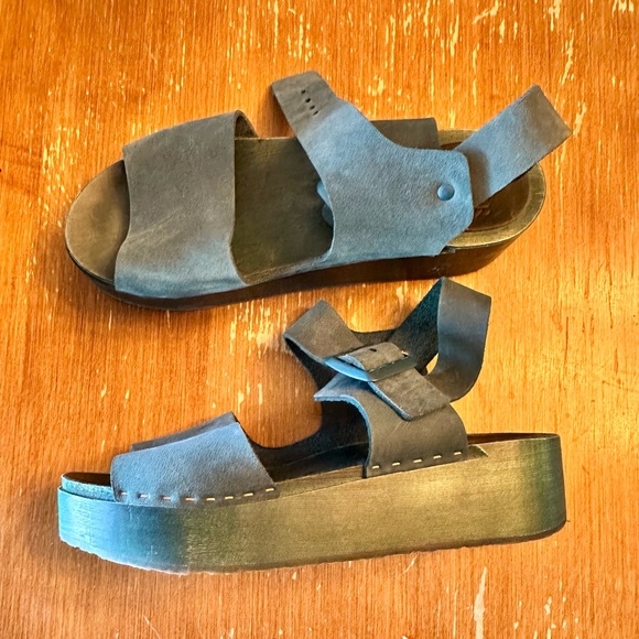 Bryr URSI Dark Green Leather Platform Clog Sandals - Picture 6 of 8
